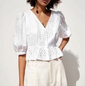 Zara Puff Sleeve Eyelet Crop Top size M